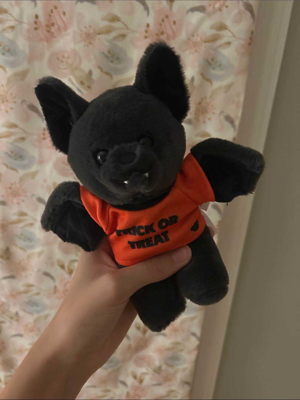 Build a Bear Mini Beans Bat WITH trick or treat shirt